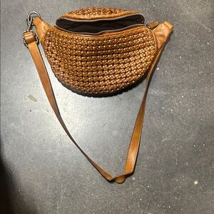 Elegant Brown Woven Crossbody Bag